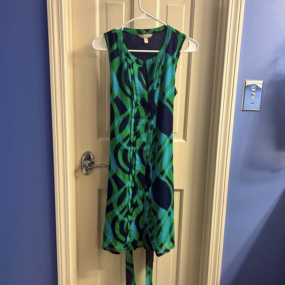 Banana Republic Sleeveless Patterned Button-up Dress with Tie Belt
